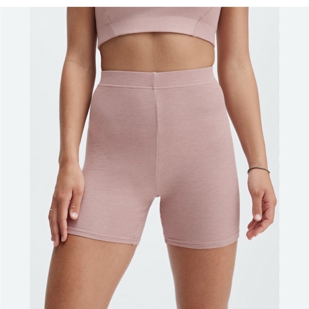 Fabletics RestoreKnit Slim Short Mauve Ribbed Lounge Minimalist Shorts L Beach